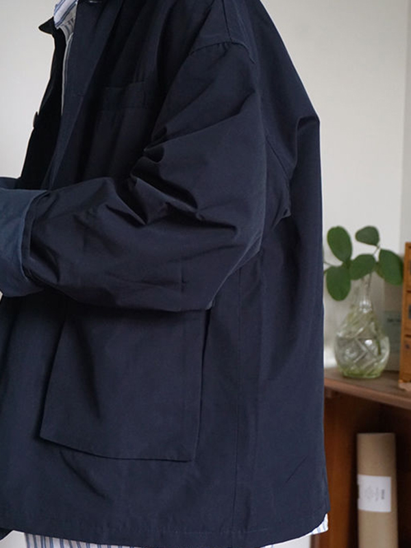 Chaqueta versátil con bolsillo grande y cuello de solapa de color liso para hombre-2